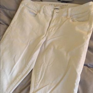 AE white jeans